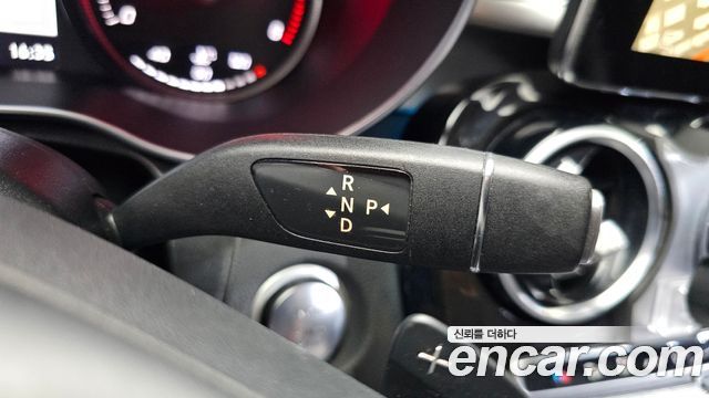 Mercedes-Benz C-Class 2016 — photo 9