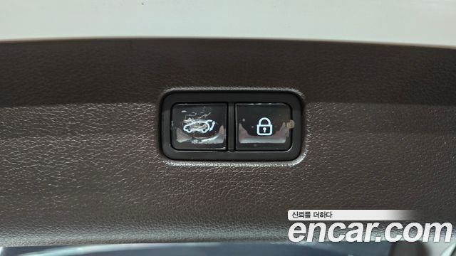 Genesis GV80 2020 — photo 23