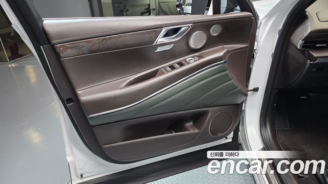 Genesis GV80 2020 — photo 14