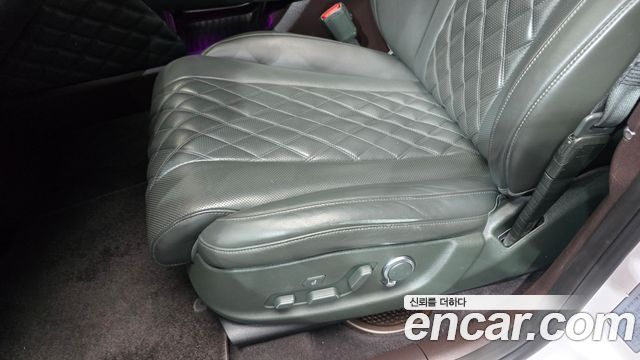 Genesis GV80 2020 — photo 29