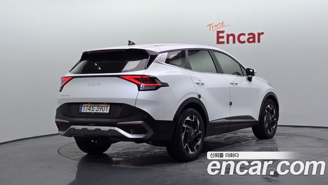 Kia Sportage 2022 — photo 2