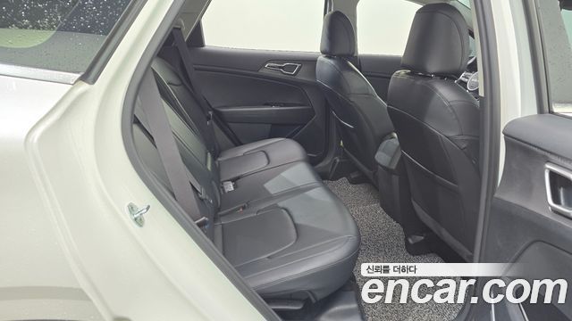 Kia Sportage 2022 — photo 23