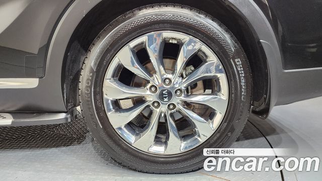 Kia Sorento 2018 — photo 7