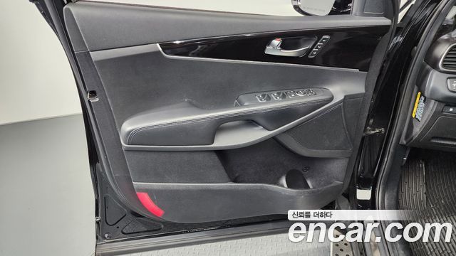 Kia Sorento 2018 — photo 14