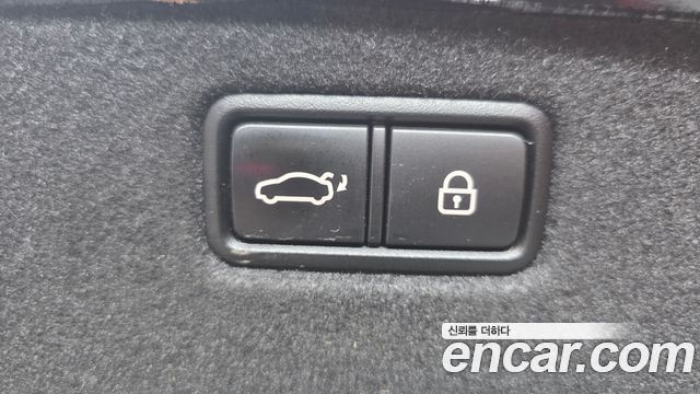 Genesis G70 2020 — photo 20