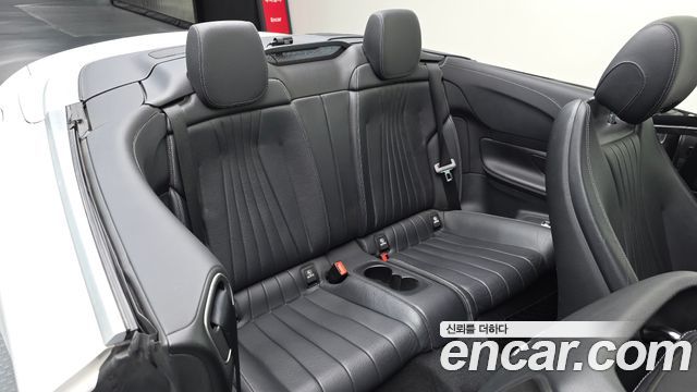 Mercedes-Benz E-Class 2018 — photo 12