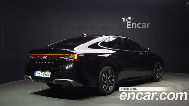 Hyundai Sonata 2025 — photo 2