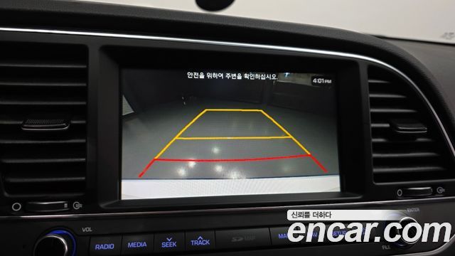 Hyundai AVANTE 2018 — photo 20