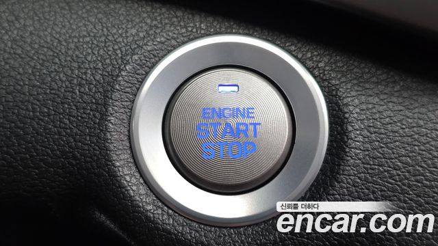 Hyundai AVANTE 2018 — photo 29