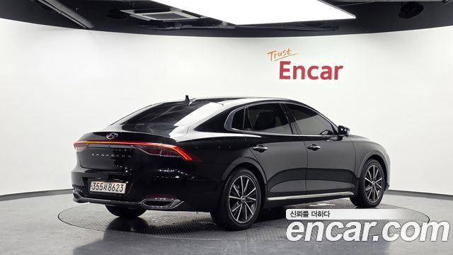 Hyundai Grandeur 2023 — photo 2