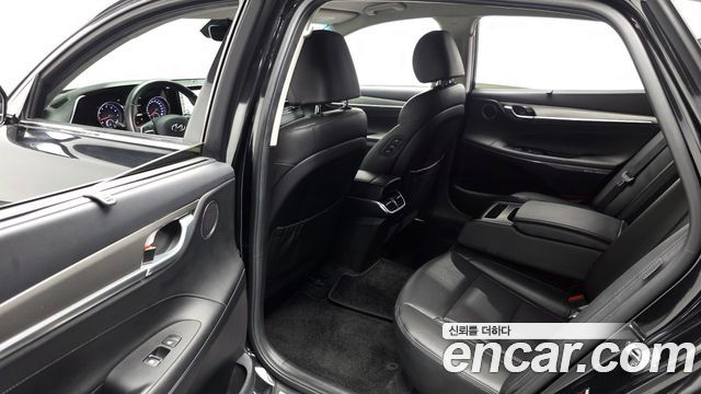 Hyundai Grandeur 2023 — photo 17