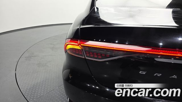 Hyundai Grandeur 2023 — photo 9
