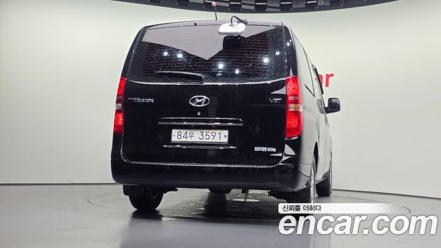 Hyundai Starex 2017 — photo 4