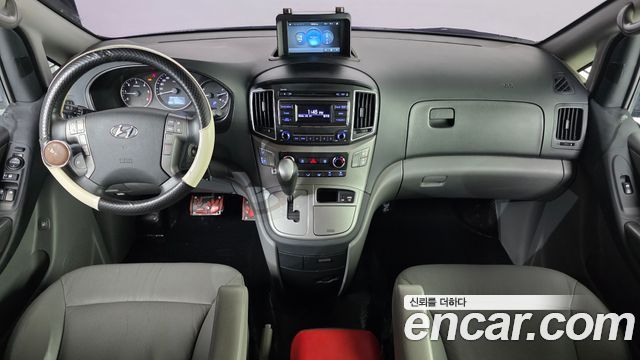 Hyundai Starex 2017 — photo 7