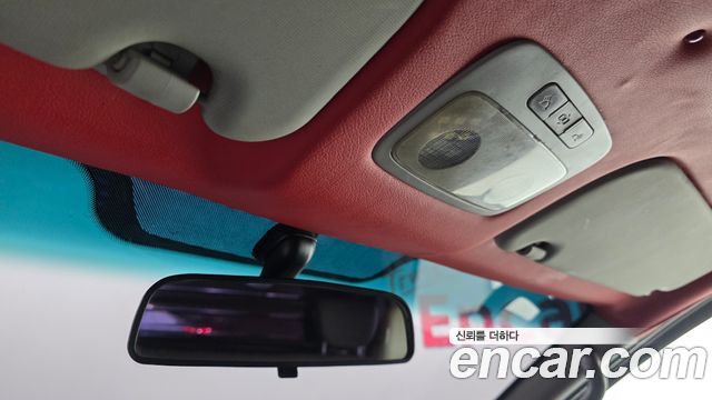 Hyundai Starex 2017 — photo 17