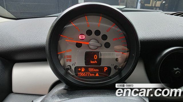 Mini Cooper 2012 — photo 8
