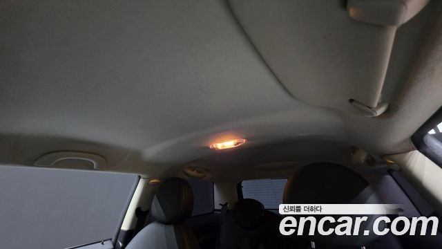 Mini Cooper 2012 — photo 14
