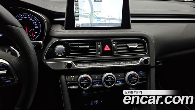Genesis G70 2019 — photo 19