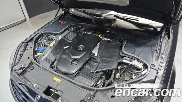Mercedes-Benz S-Class 2019 — photo 6