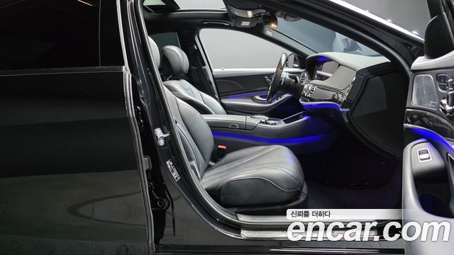 Mercedes-Benz S-Class 2019 — photo 16