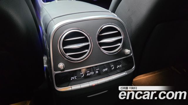 Mercedes-Benz S-Class 2019 — photo 28