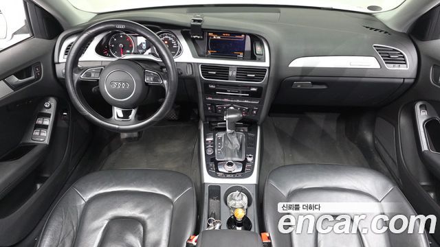 Audi A4 2015 — photo 7