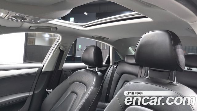 Audi A4 2015 — photo 19