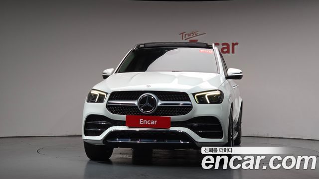 Mercedes-Benz GLE-Class 2020 — photo 3