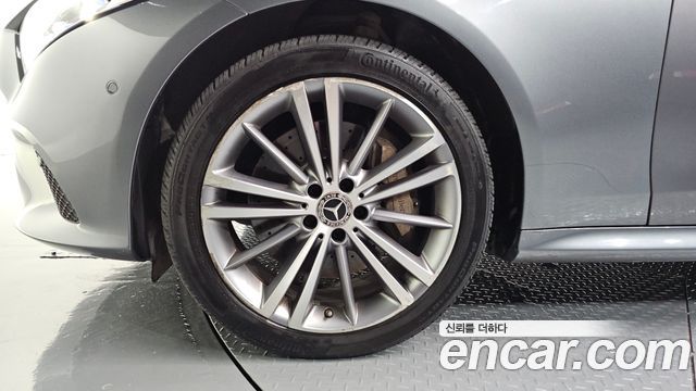 Mercedes-Benz CLS-Class 2019 — photo 5