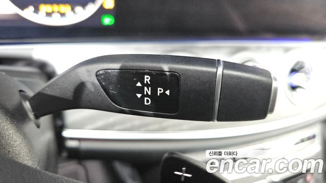 Mercedes-Benz CLS-Class 2019 — photo 12