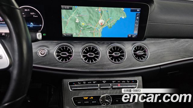 Mercedes-Benz CLS-Class 2019 — photo 22