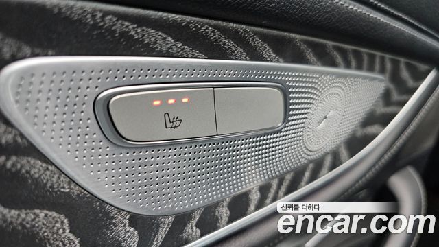 Mercedes-Benz CLS-Class 2019 — photo 26