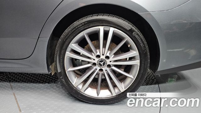 Mercedes-Benz CLS-Class 2019 — photo 7