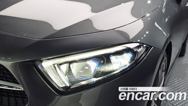 Mercedes-Benz CLS-Class 2019 — photo 8