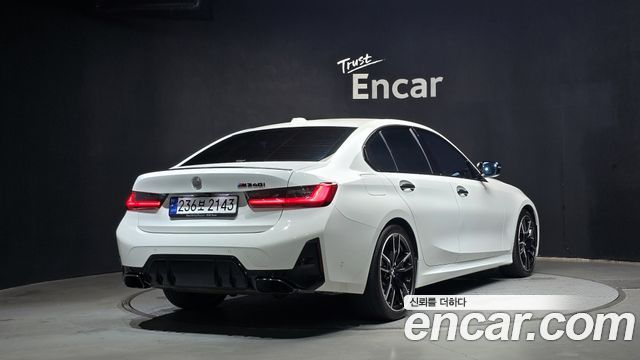 BMW 3-Series 2023 — photo 2