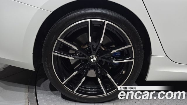BMW 3-Series 2023 — photo 5