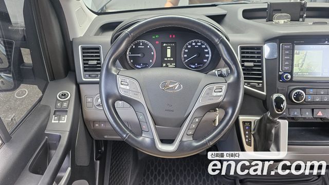 Hyundai Solati 2017 — photo 20