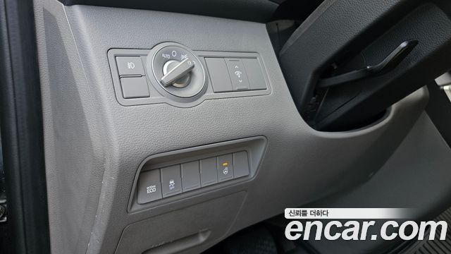 Hyundai Solati 2017 — photo 25