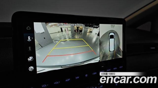 Hyundai Staria 2025 — photo 21