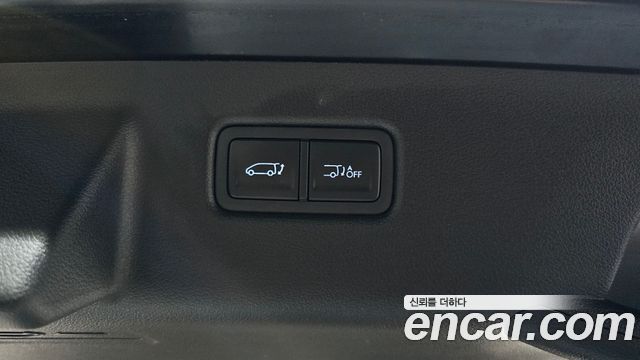 Hyundai Staria 2025 — photo 33