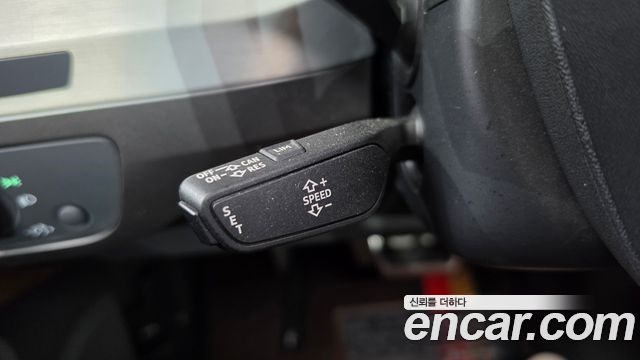 Audi Q7 2019 — photo 26