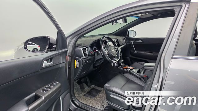 Kia Sportage 2018 — photo 13