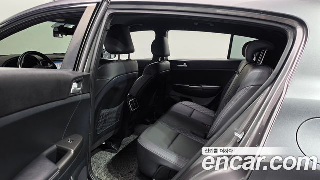 Kia Sportage 2018 — photo 17