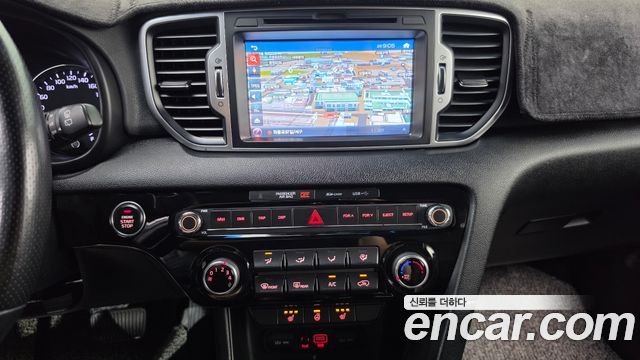 Kia Sportage 2018 — photo 19