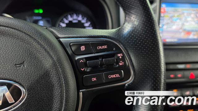 Kia Sportage 2018 — photo 21