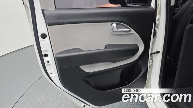 Kia RAY 2022 — photo 15