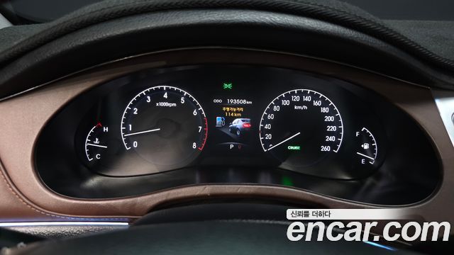 Hyundai Genesis 2009 — photo 8