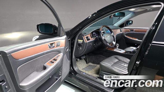 Hyundai Genesis 2009 — photo 10