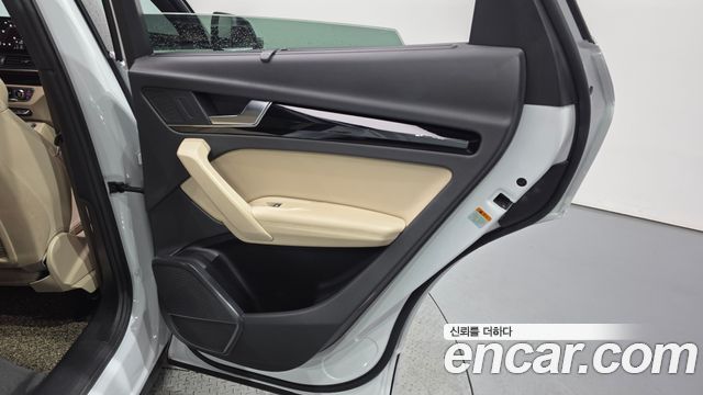 Audi Q5 2021 — photo 15