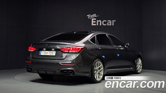 Genesis G80 2017 — photo 2